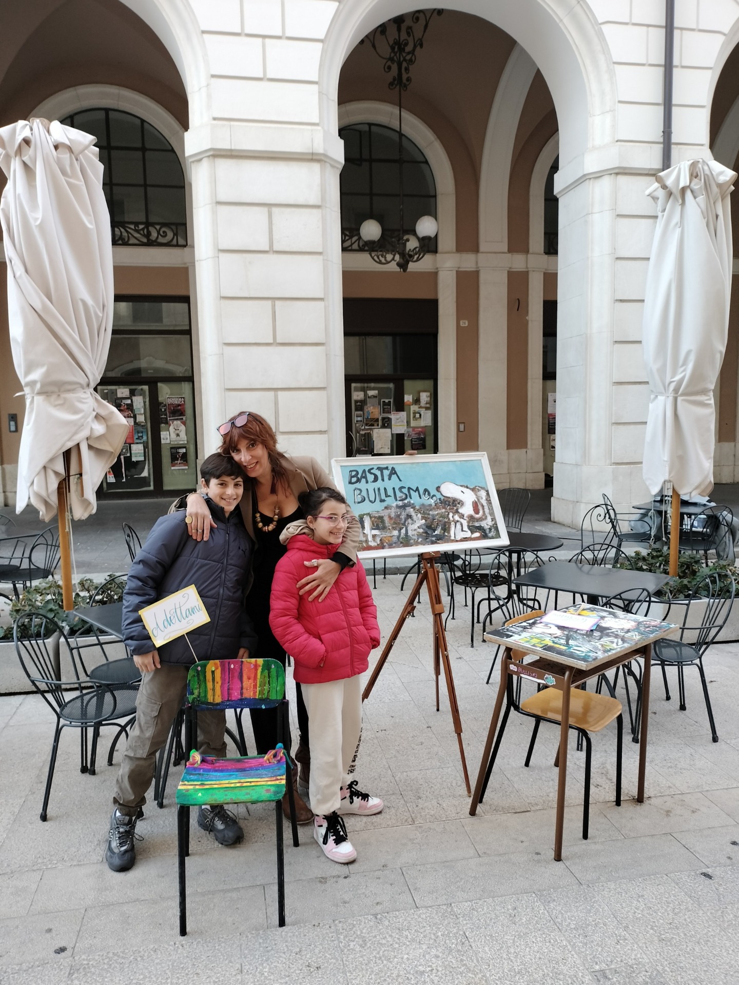 Con la professoressa Giorgia Evangelista, un'intera installazione lasciata in centro